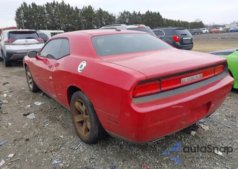 2013 Dodge Challenger Sxt z USA, uszkodzony, nr VIN 2C3CDYAG5DH569539